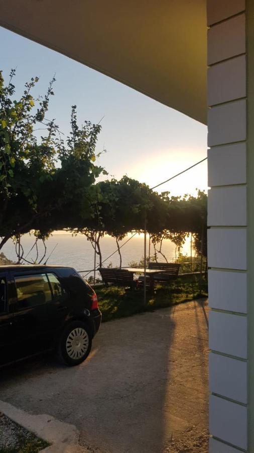 Vila Orizzonte blue Sarandë Esterno foto