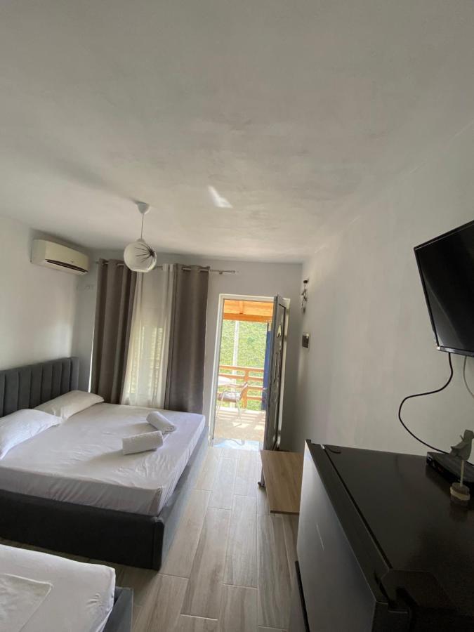 Vila Orizzonte blue Sarandë Esterno foto